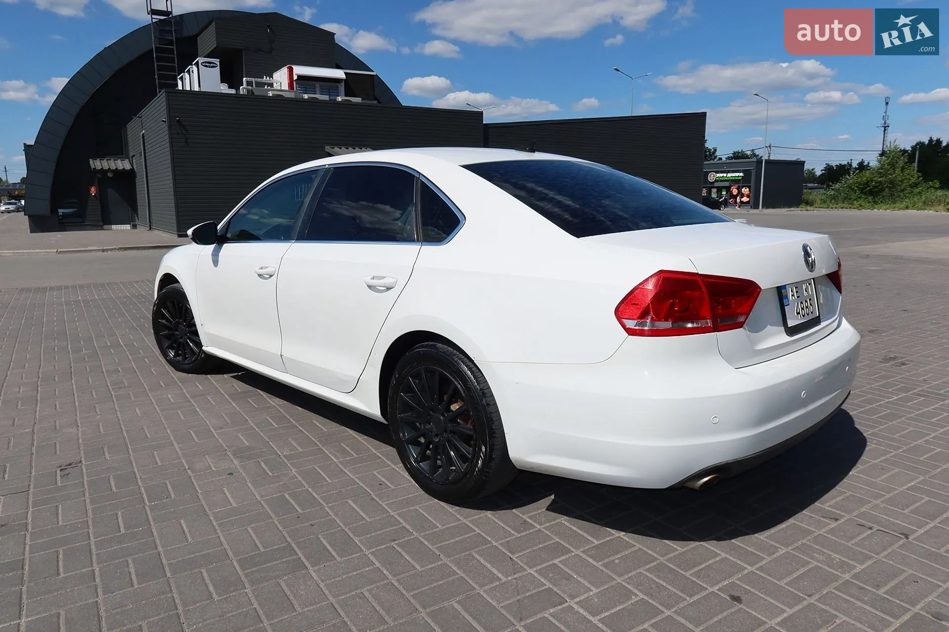 2011 Volkswagen Passat - мініатюра 11