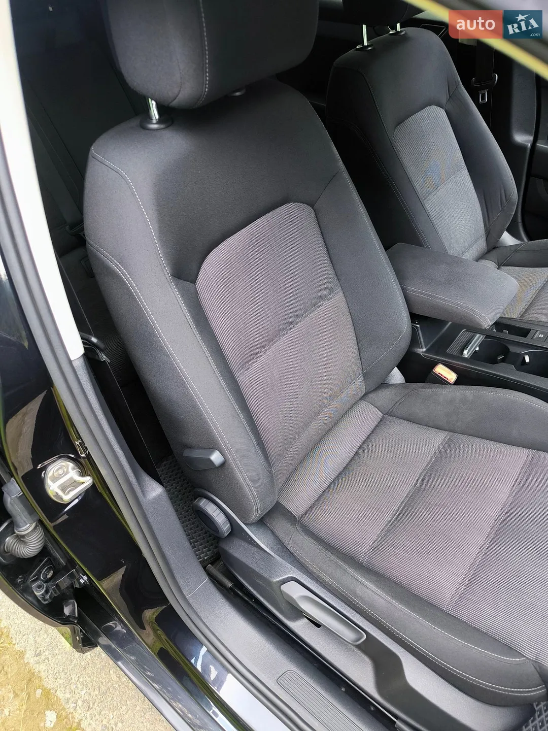 2016 Volkswagen Passat - мініатюра 19