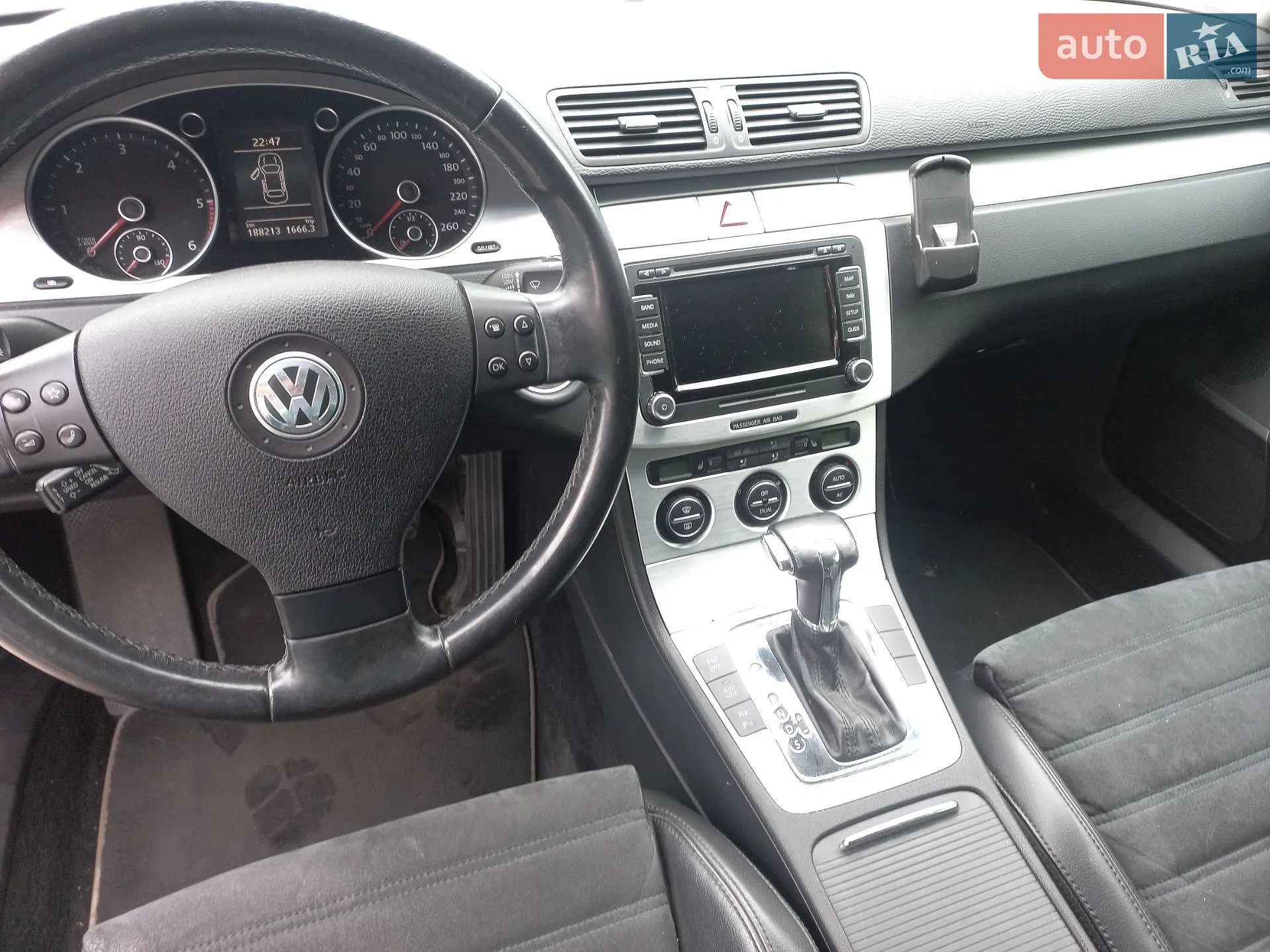 2010 Volkswagen Passat - мініатюра 13