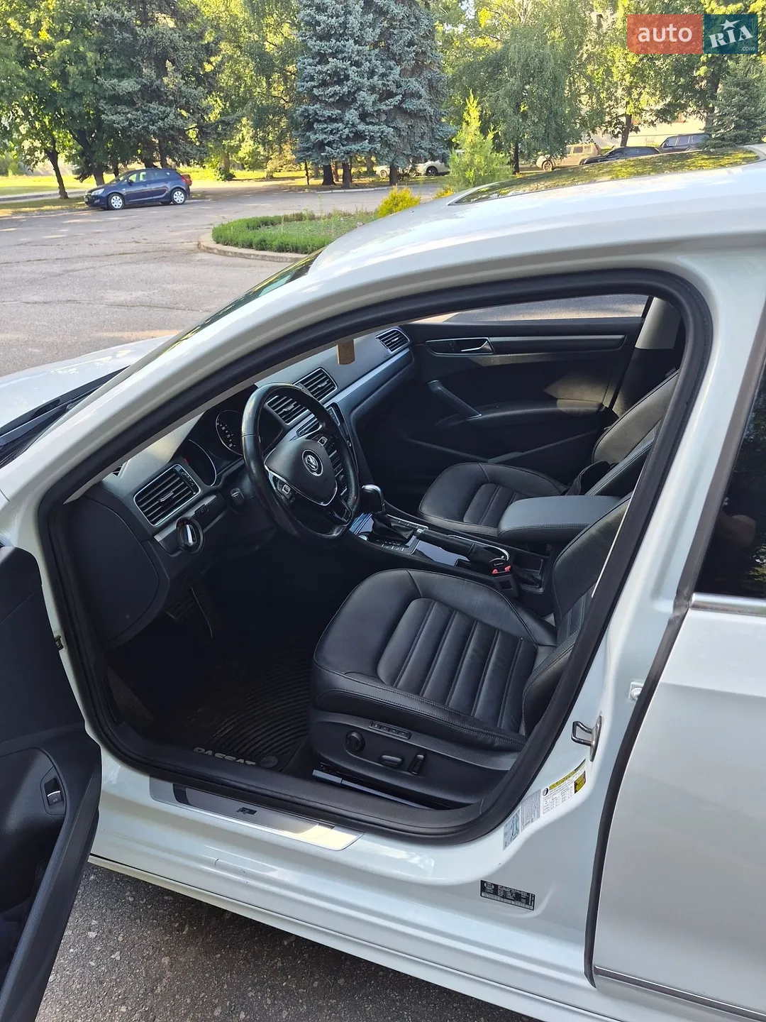 2017 Volkswagen Passat - мініатюра 8