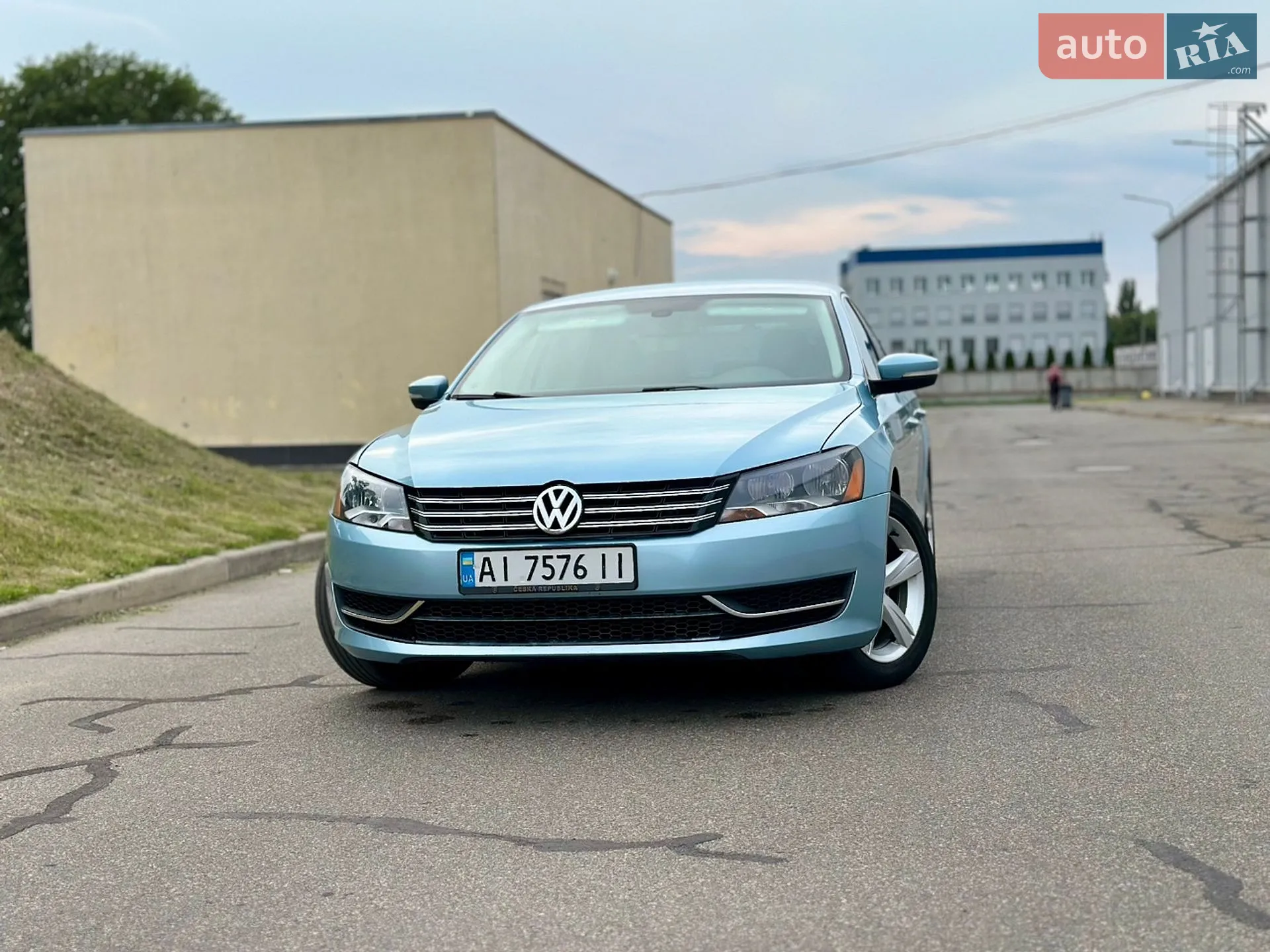 2012 Volkswagen Passat - мініатюра 2