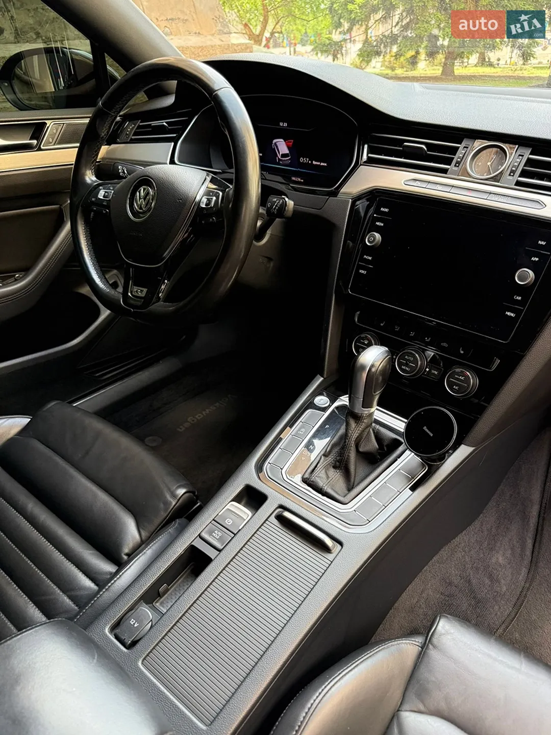 2015 Volkswagen Passat - мініатюра 29