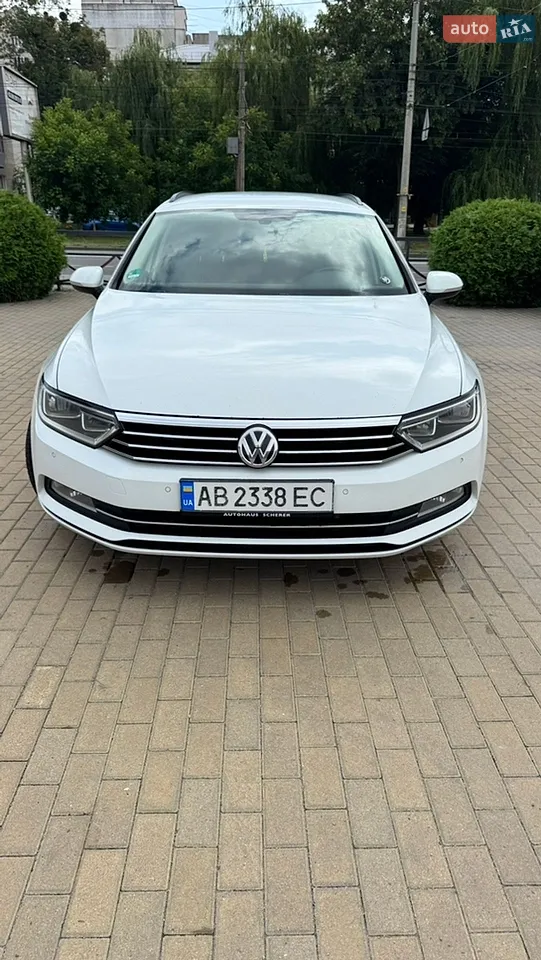 2015 Volkswagen Passat - мініатюра 16