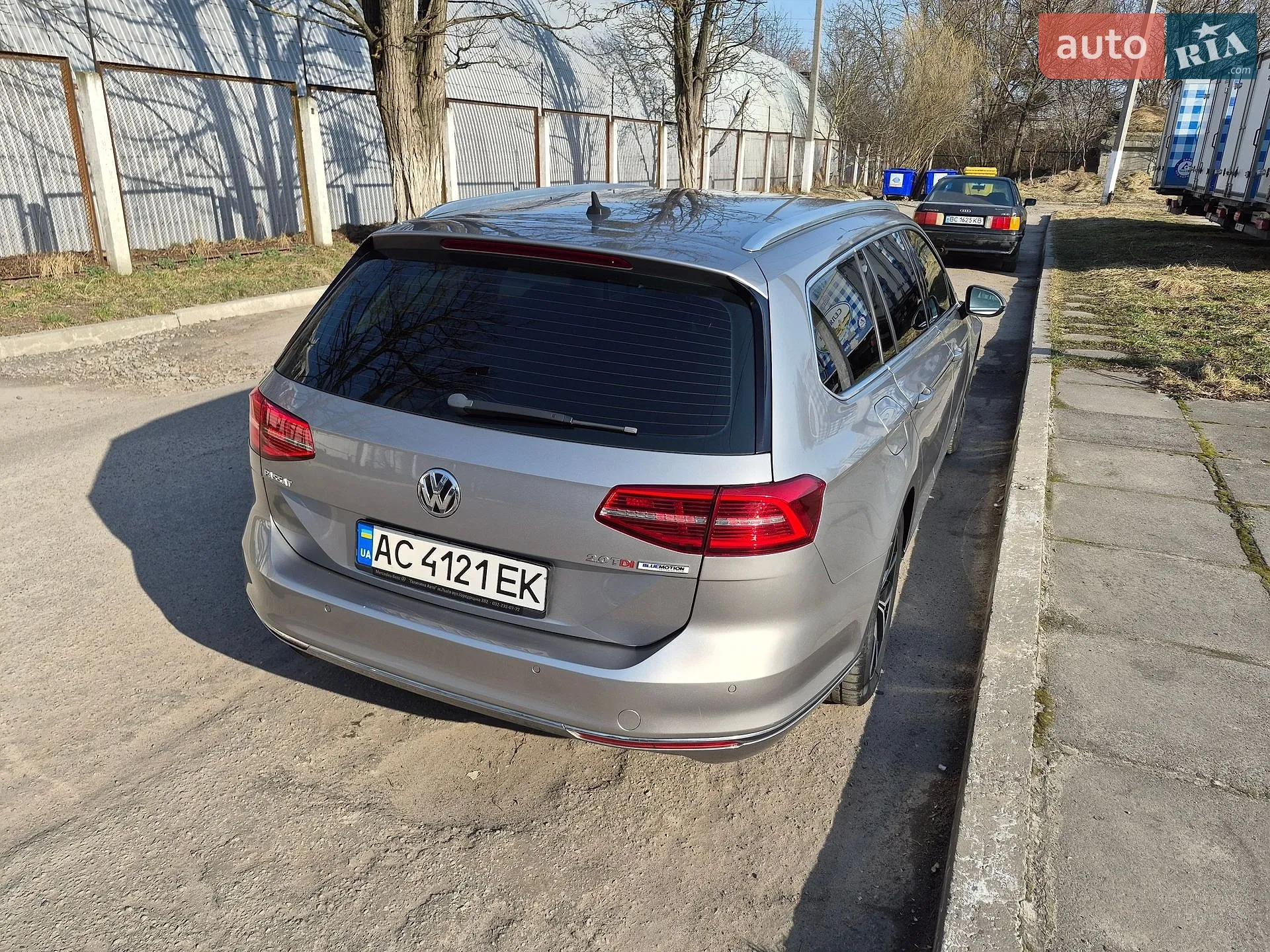 2016 Volkswagen Passat - мініатюра 28