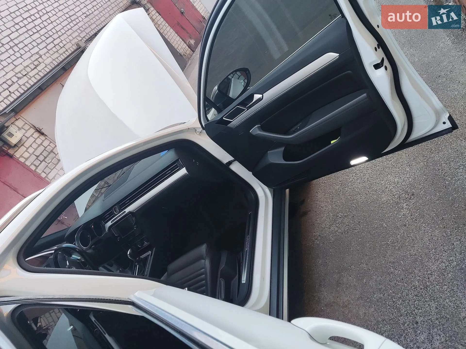 2016 Volkswagen Passat - мініатюра 21