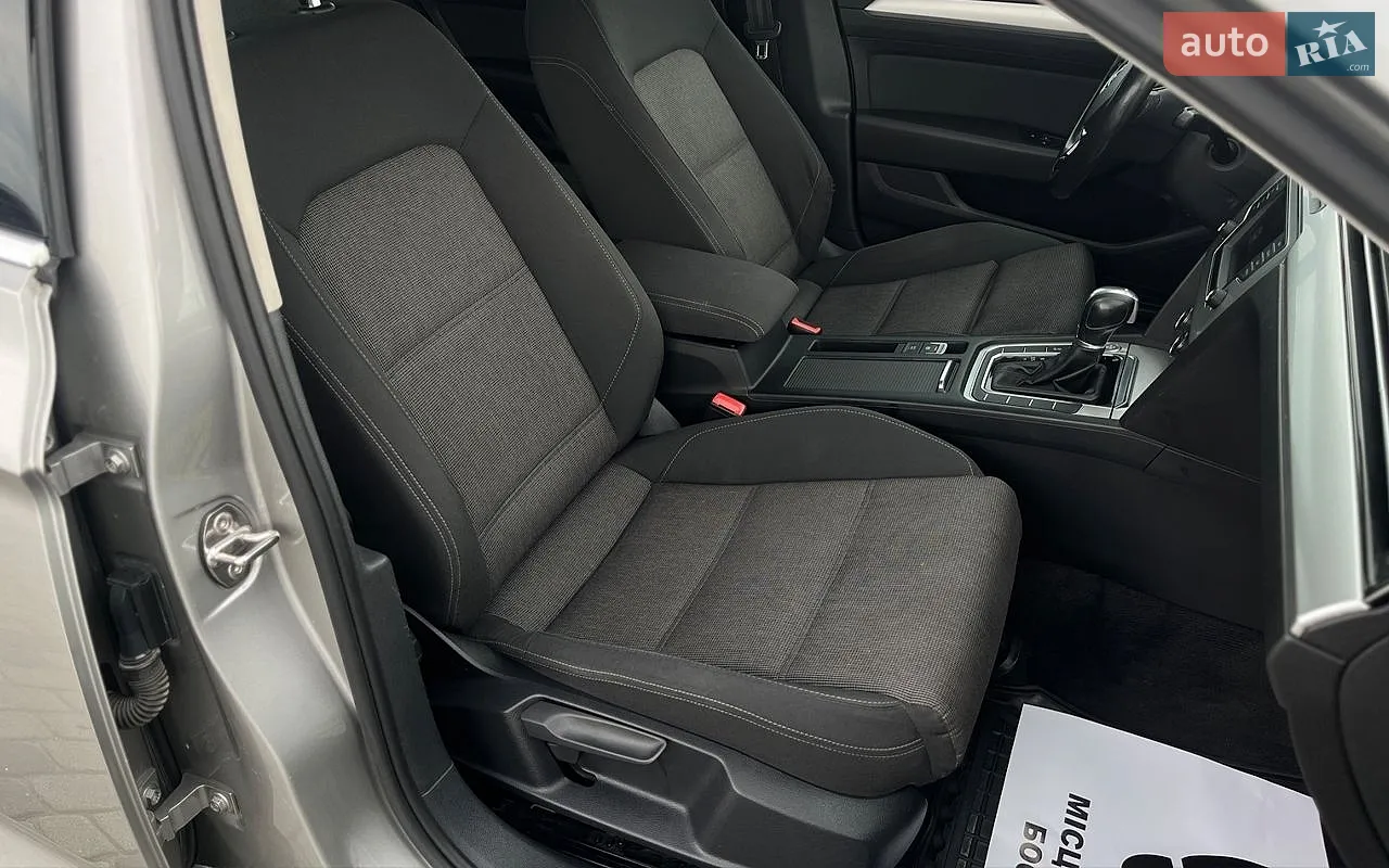 2015 Volkswagen Passat - мініатюра 18