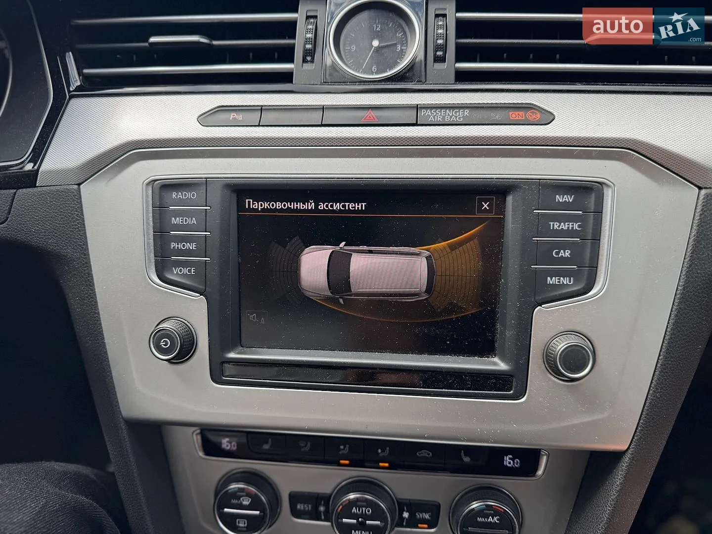 2015 Volkswagen Passat - мініатюра 16