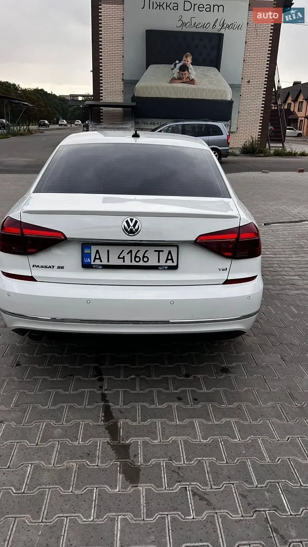 2016 Volkswagen Passat - мініатюра 19