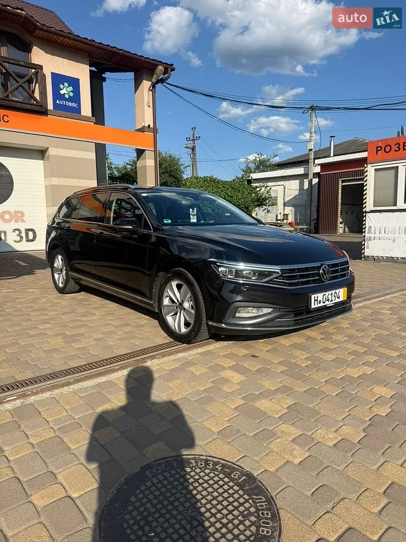 2022 Volkswagen Passat - мініатюра 3