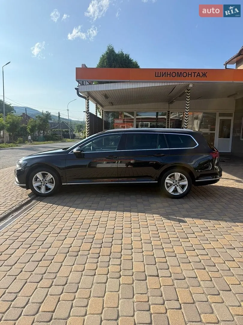 2022 Volkswagen Passat - мініатюра 8