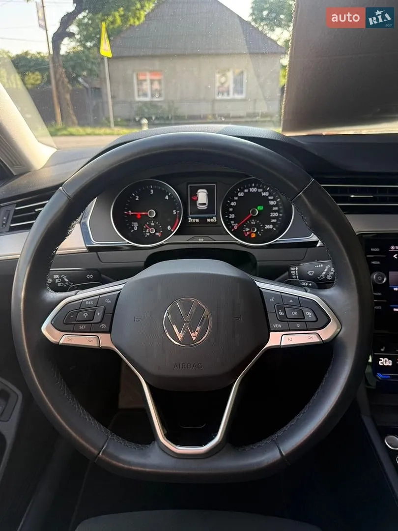2022 Volkswagen Passat - мініатюра 18