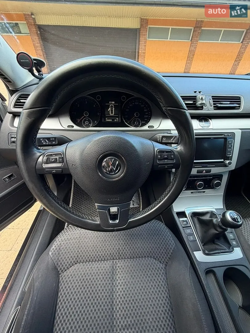 2011 Volkswagen Passat - мініатюра 33