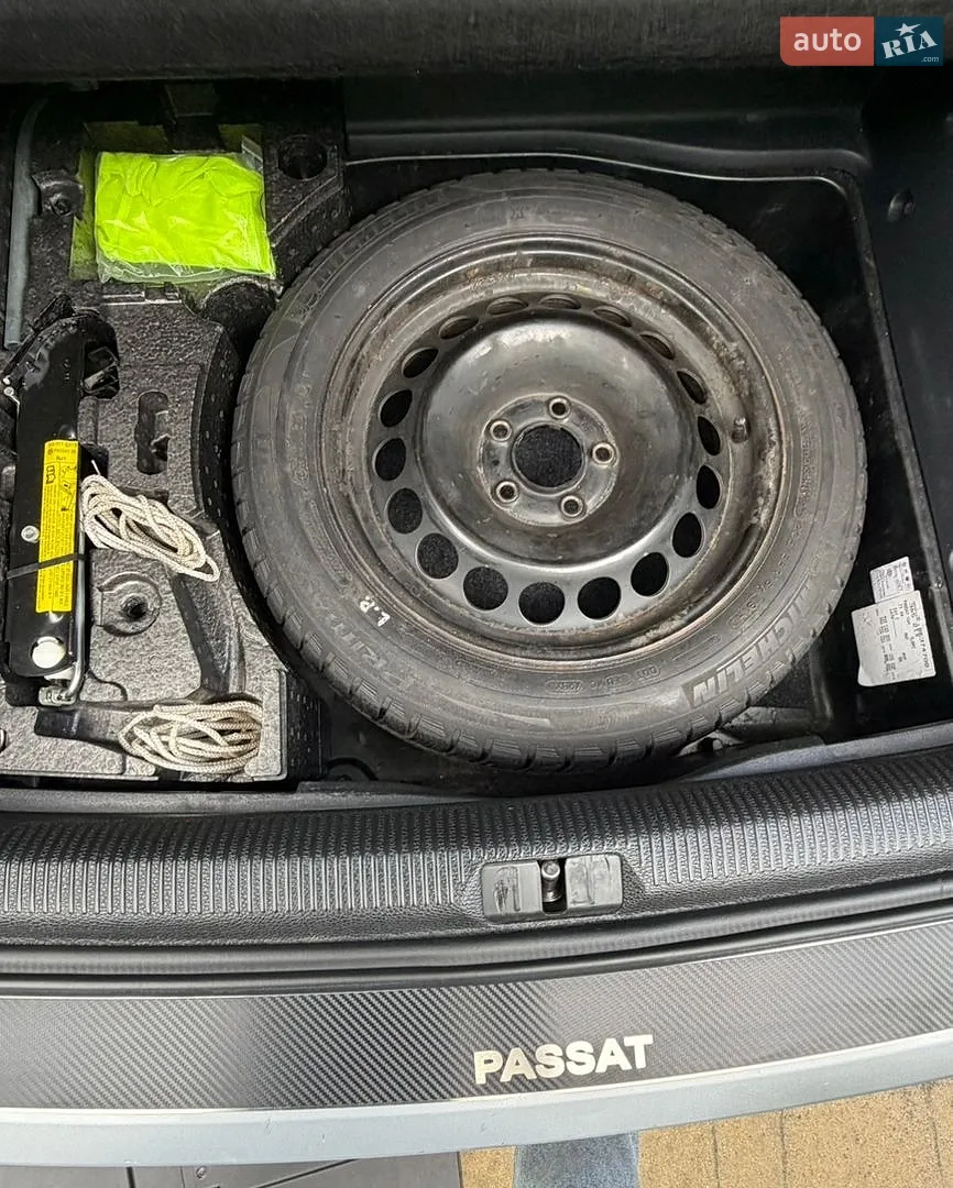 2011 Volkswagen Passat - мініатюра 38