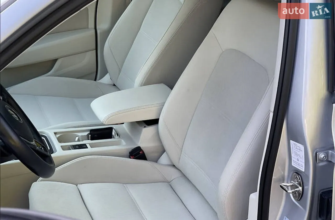 2019 Volkswagen Passat - мініатюра 15