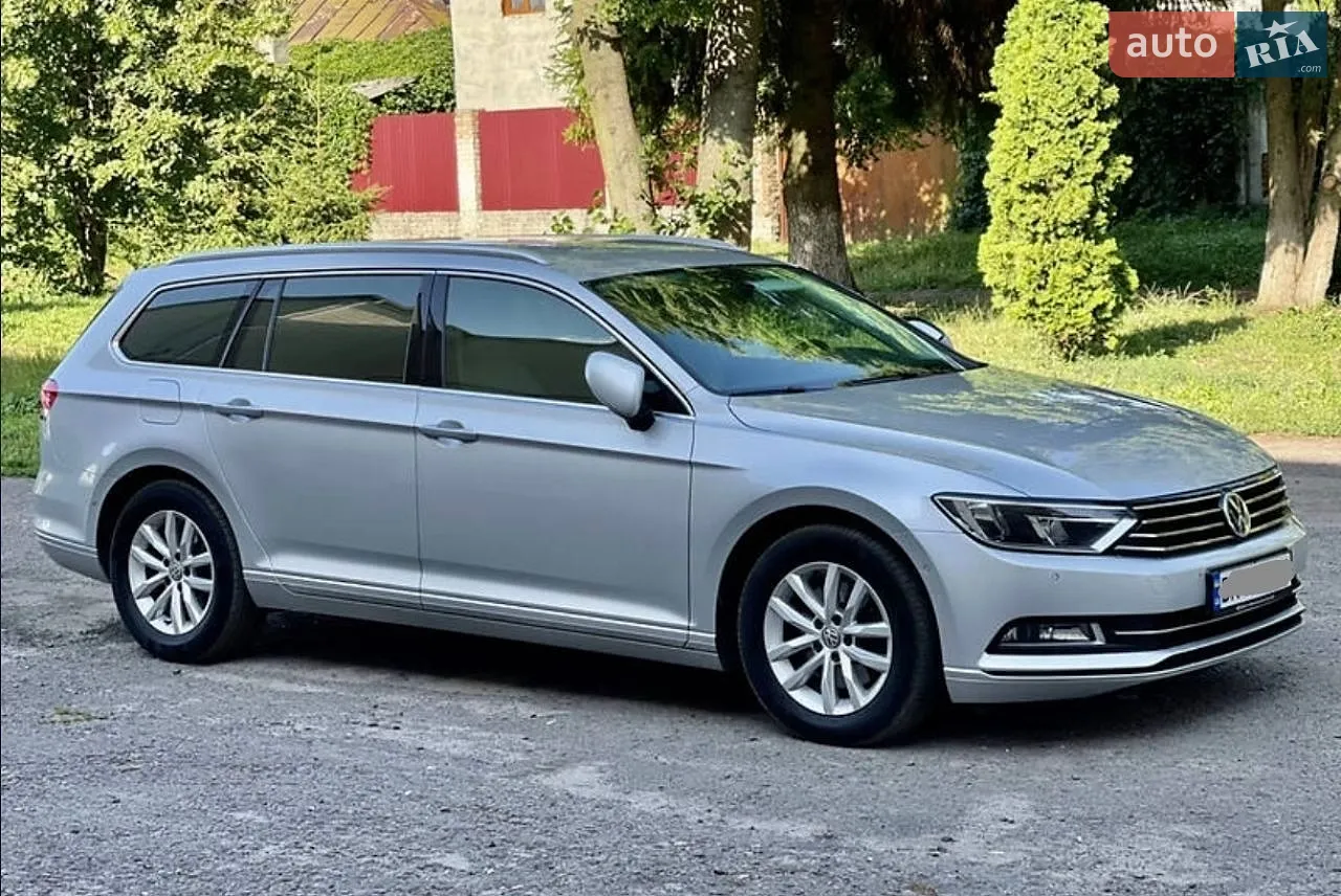 2019 Volkswagen Passat - мініатюра 3