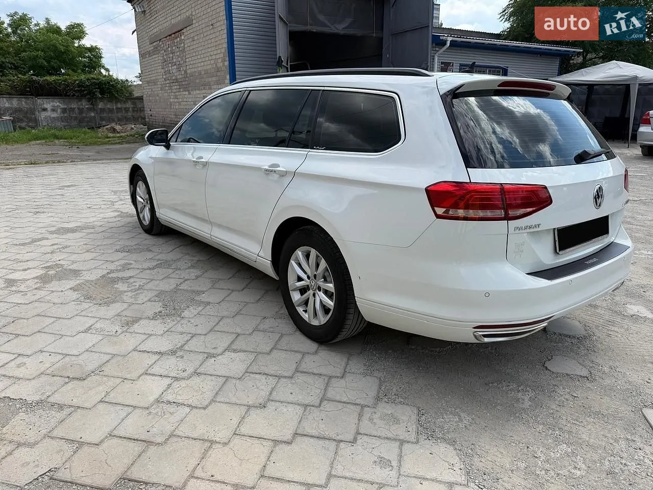 2015 Volkswagen Passat - мініатюра 2