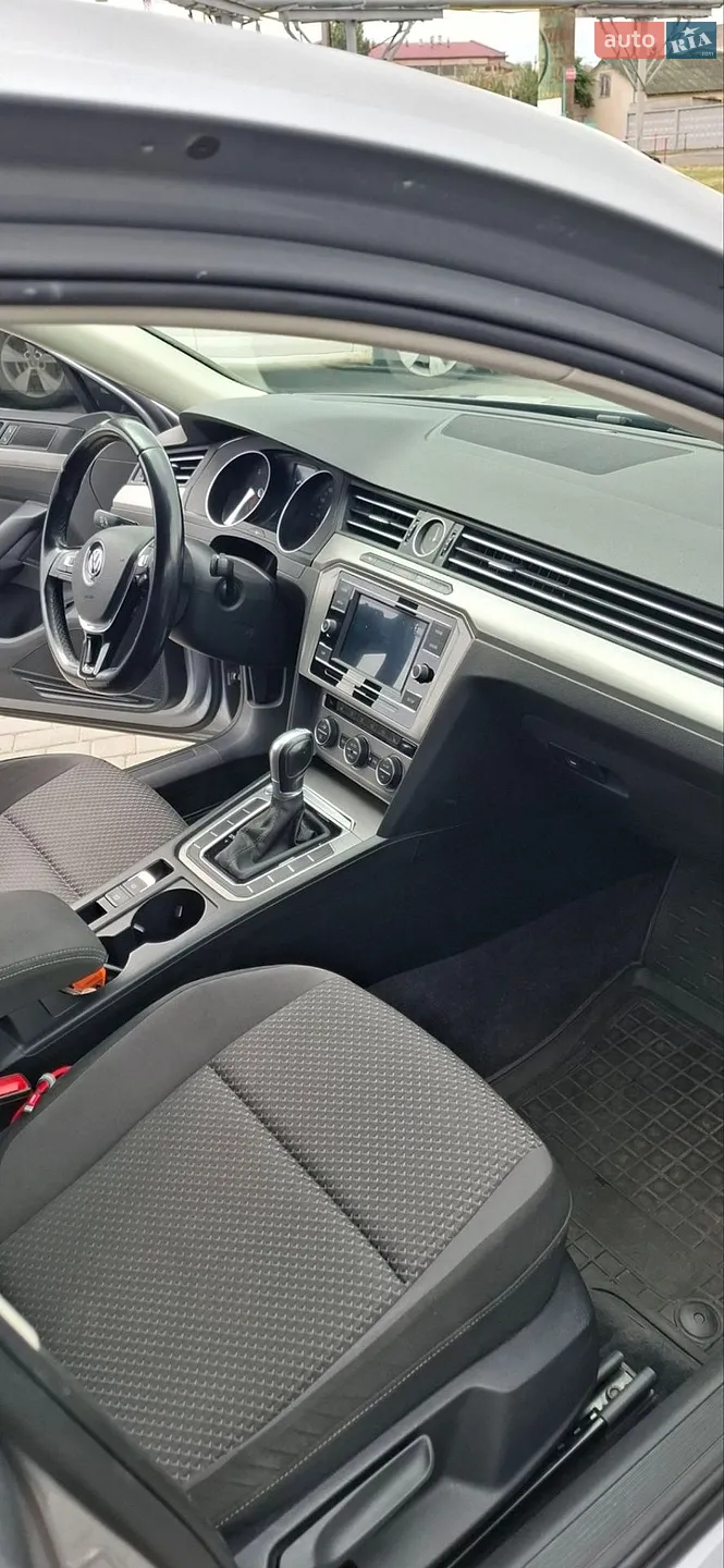 2018 Volkswagen Passat - мініатюра 13