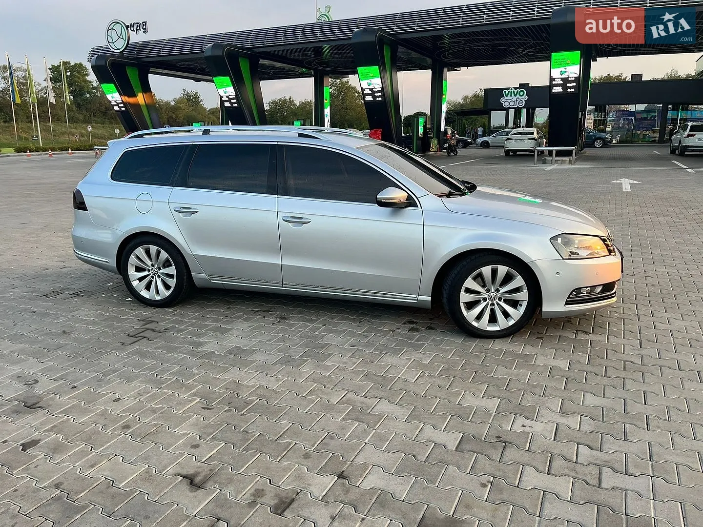 2011 Volkswagen Passat - мініатюра 4