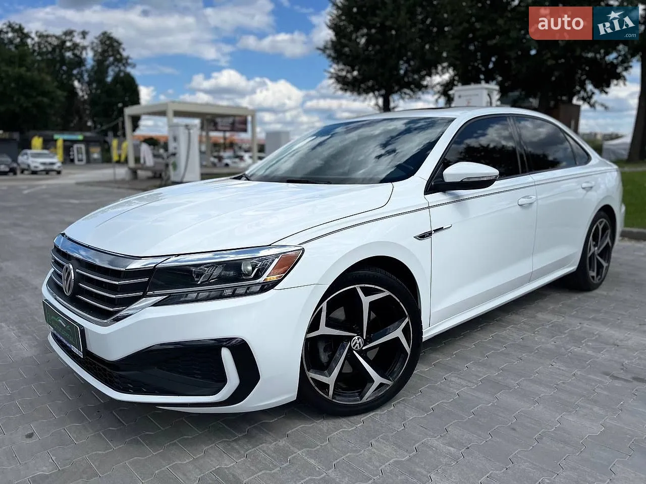 2020 Volkswagen Passat - фото 1