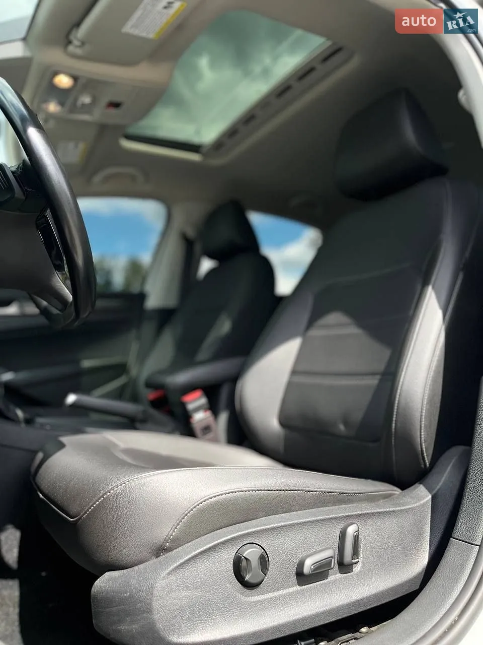 2020 Volkswagen Passat - мініатюра 24