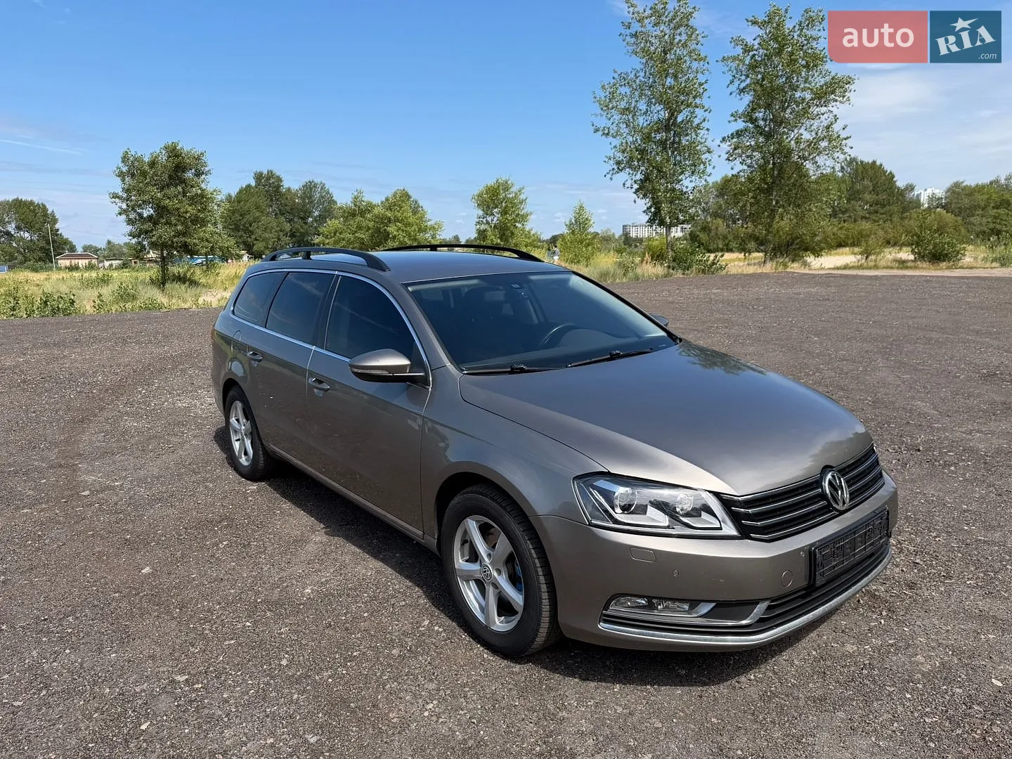 2011 Volkswagen Passat - фото 1