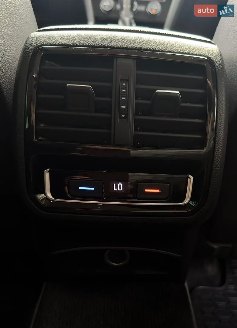 2019 Volkswagen Passat - мініатюра 28