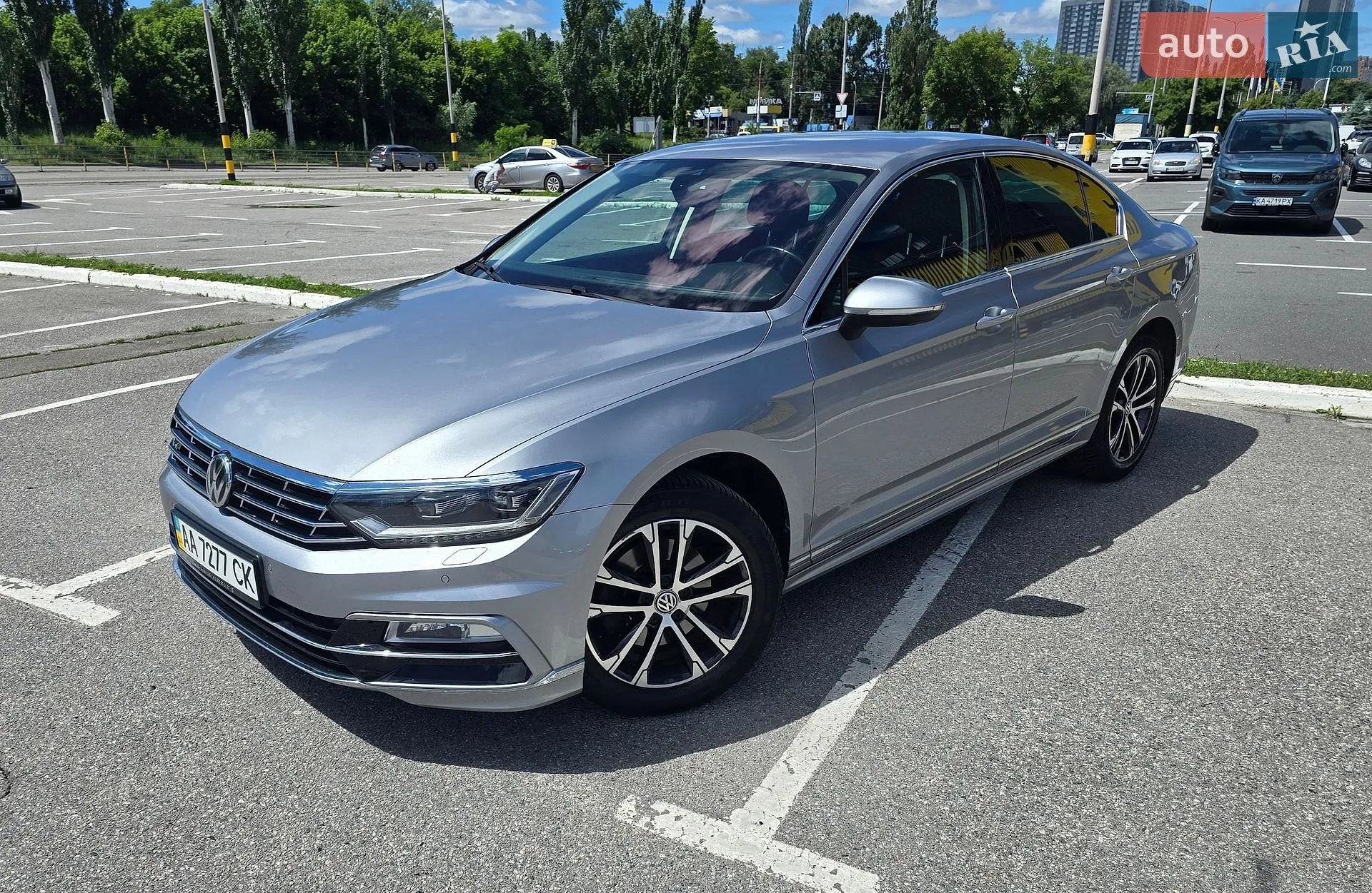 2018 Volkswagen Passat - фото 1