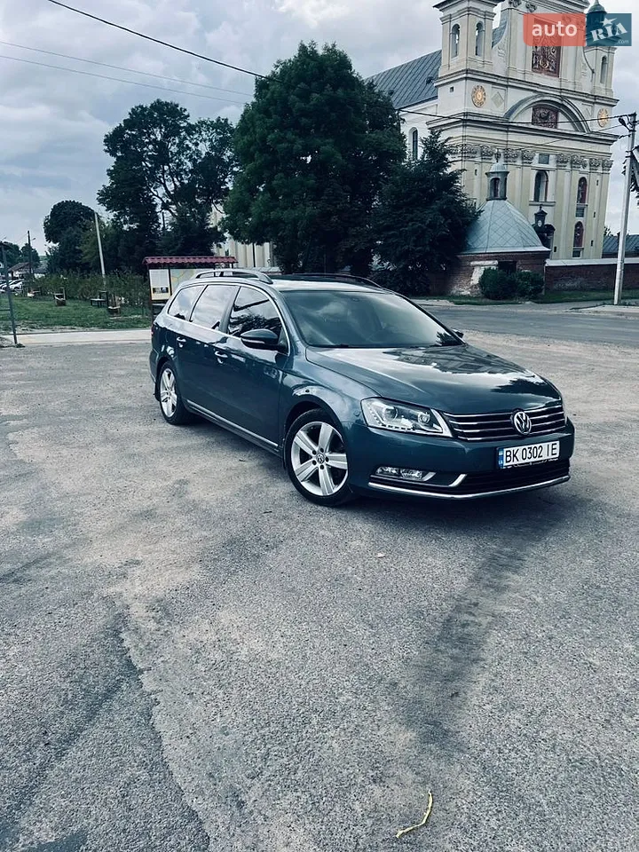 2011 Volkswagen Passat - мініатюра 26