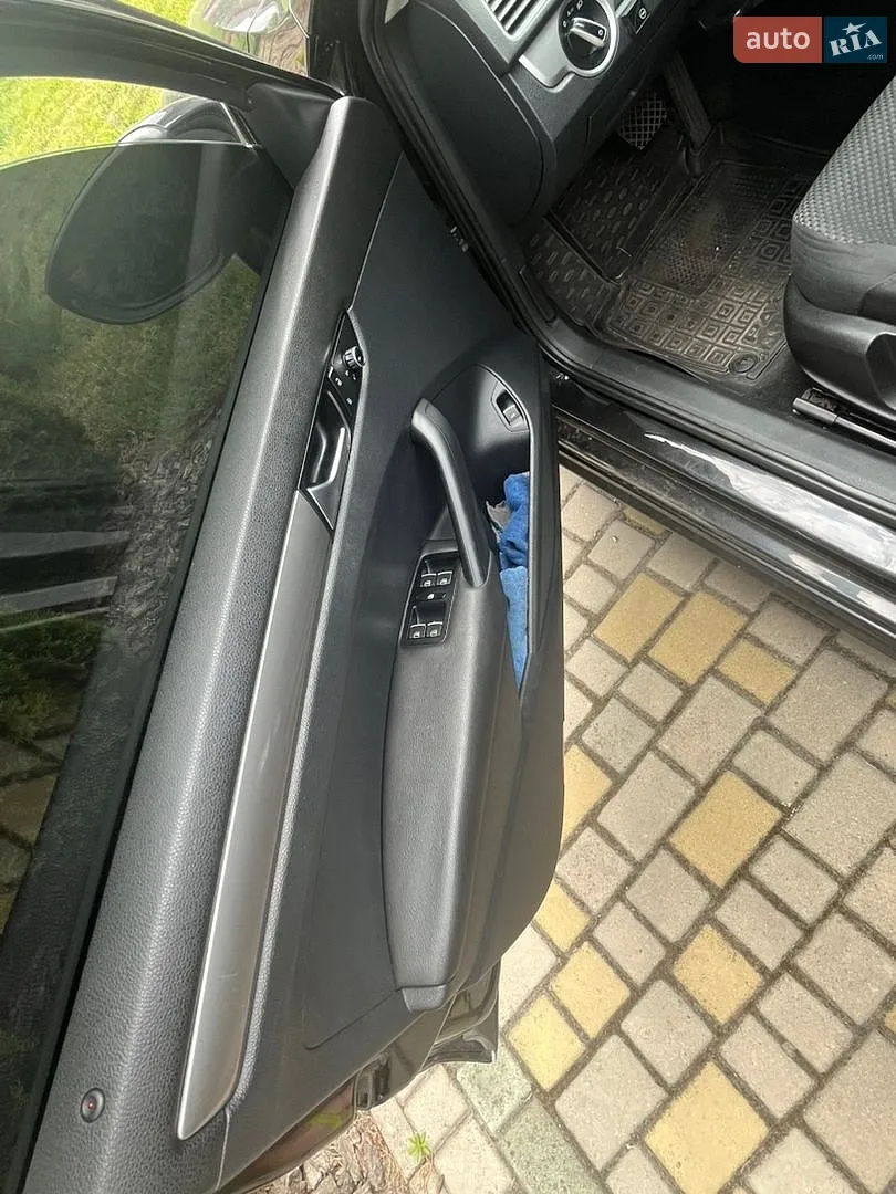 2012 Volkswagen Passat - мініатюра 9