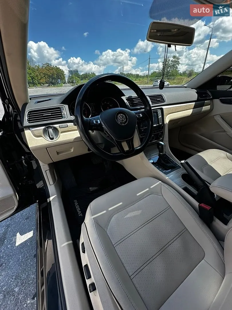 2016 Volkswagen Passat - мініатюра 4