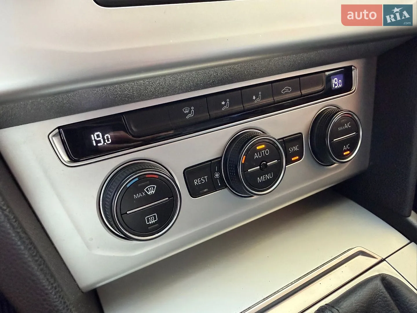 2015 Volkswagen Passat - мініатюра 39