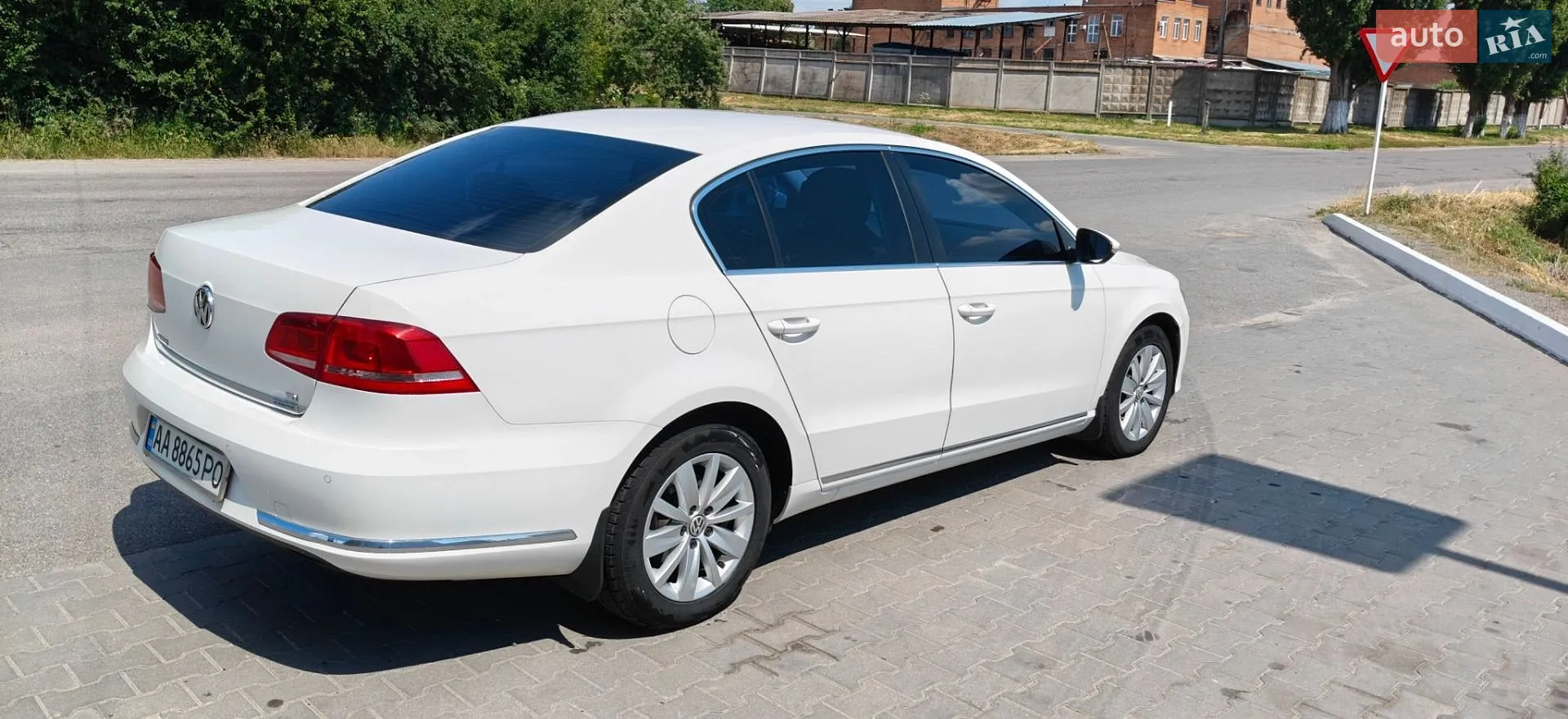 2013 Volkswagen Passat - мініатюра 9
