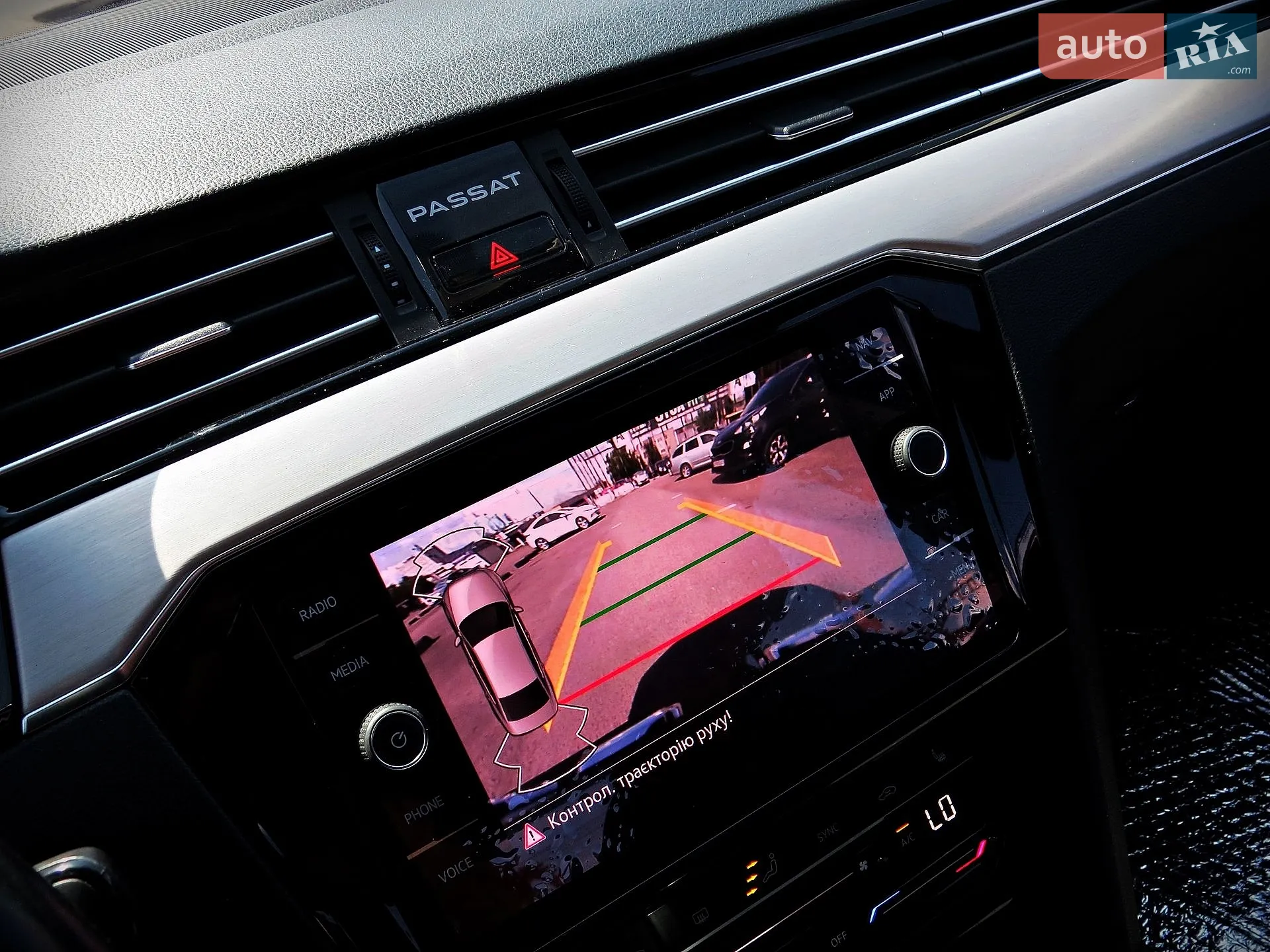 2021 Volkswagen Passat - мініатюра 12