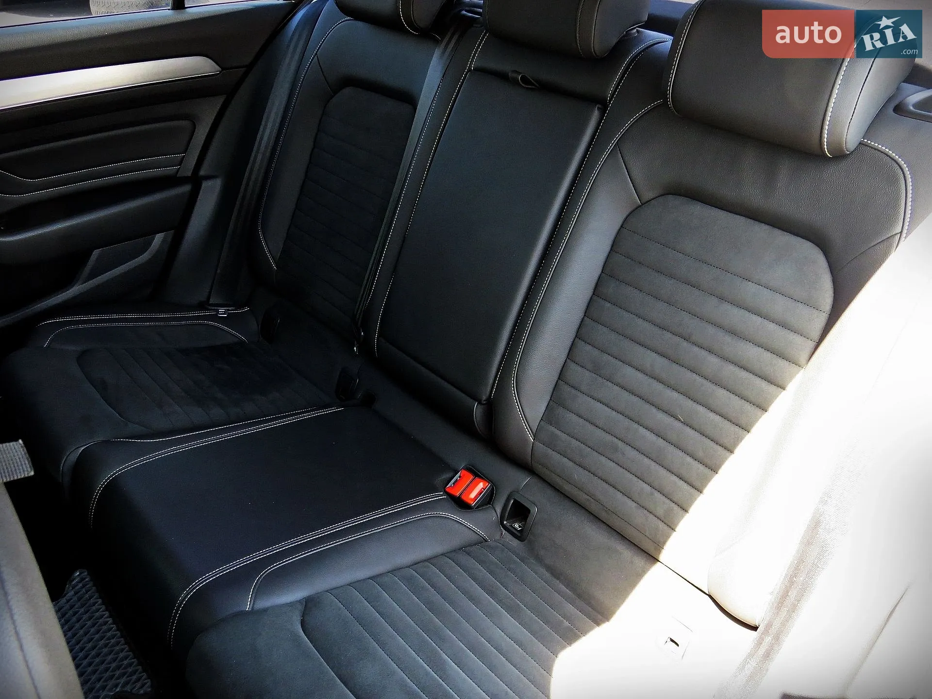 2021 Volkswagen Passat - мініатюра 16