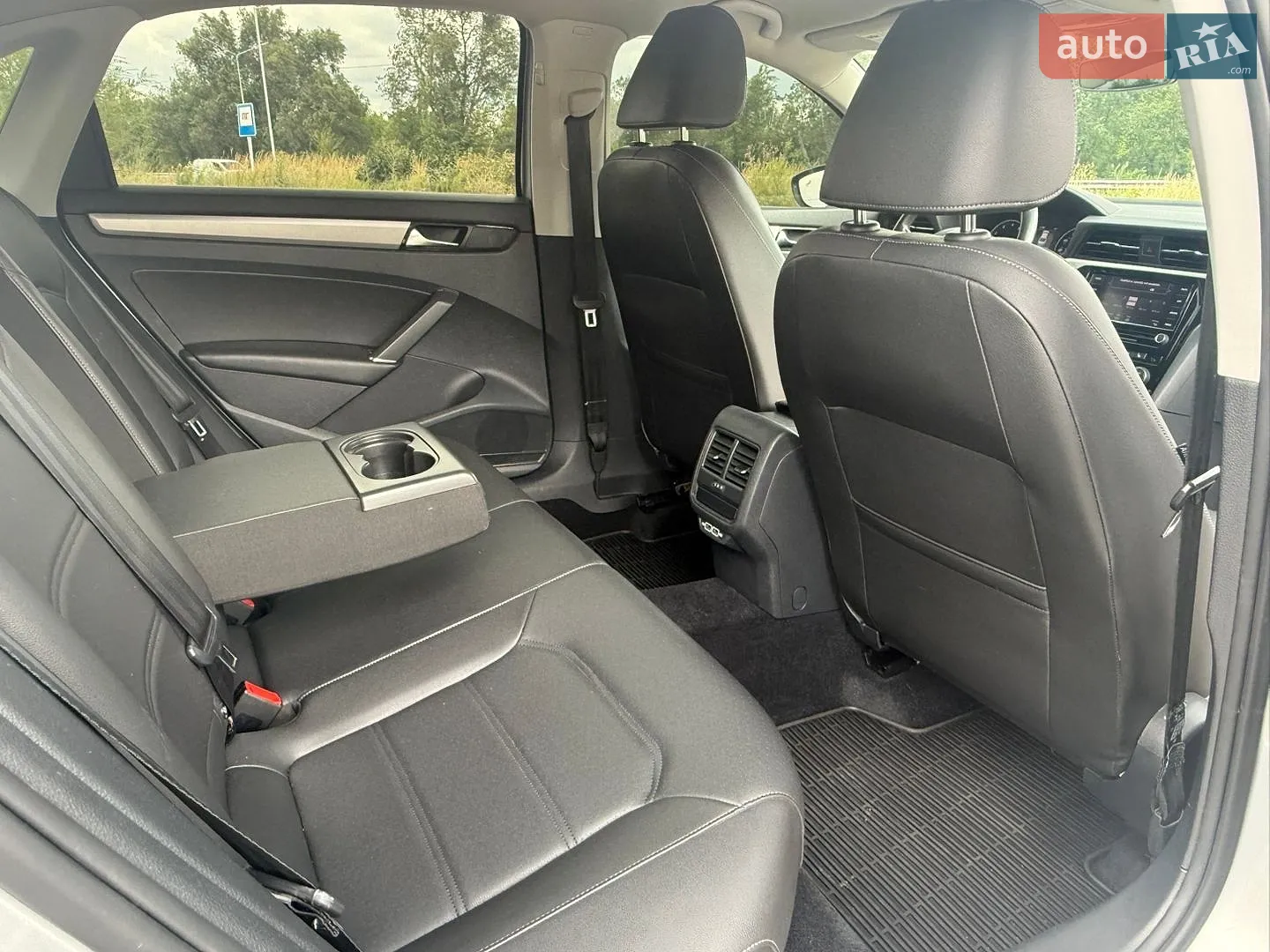 2020 Volkswagen Passat - мініатюра 12