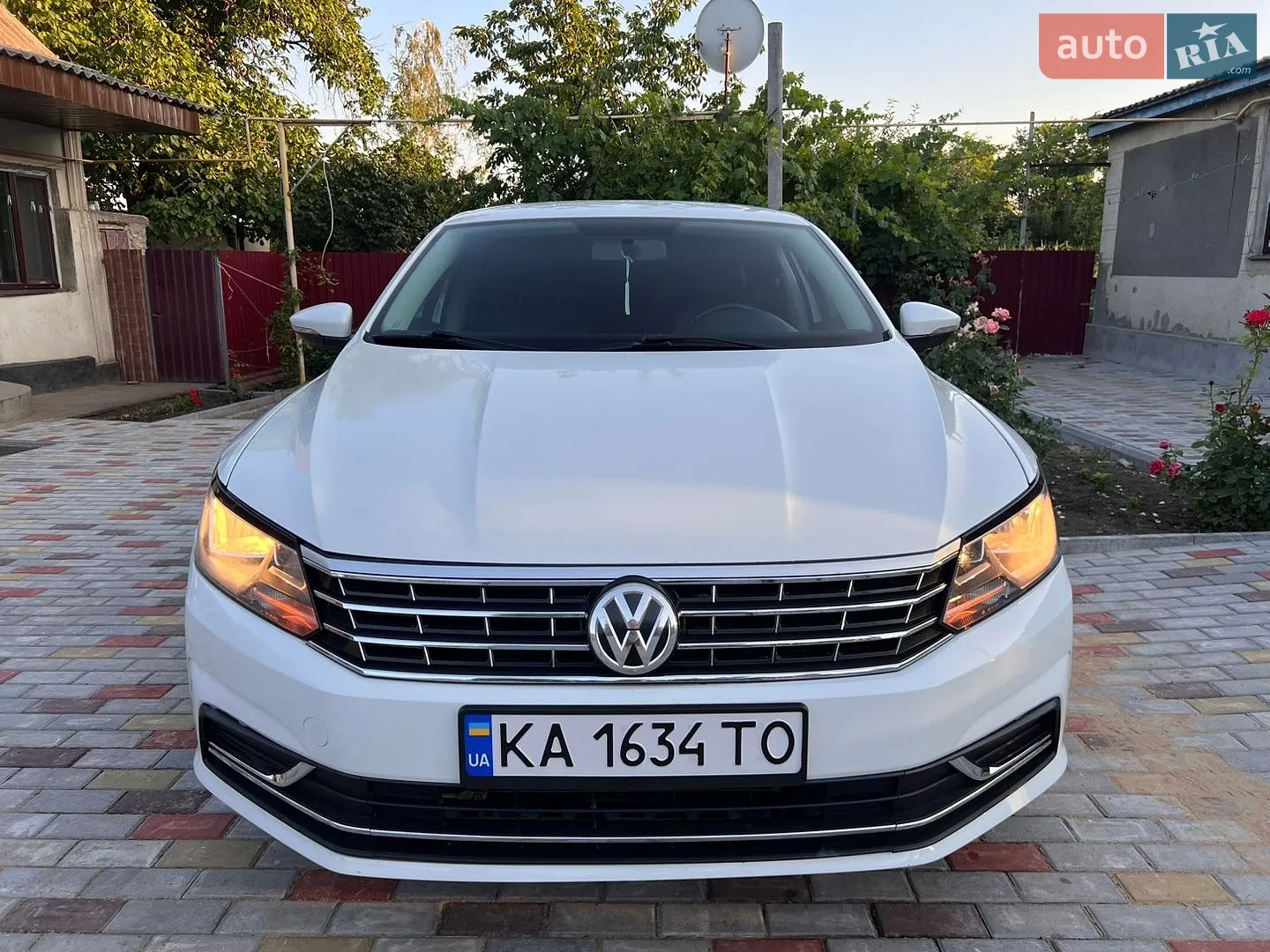 2016 Volkswagen Passat - мініатюра 2