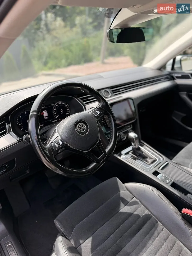 2019 Volkswagen Passat - мініатюра 8