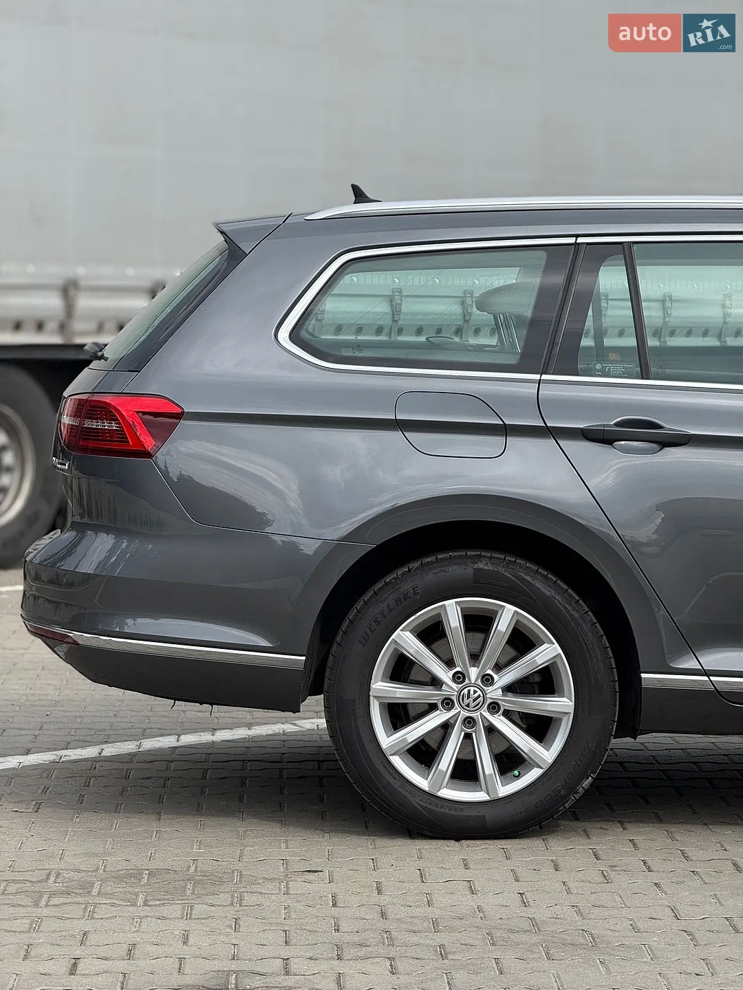 2017 Volkswagen Passat - мініатюра 8