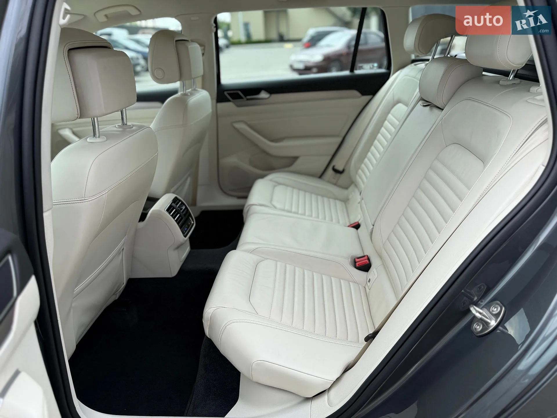 2017 Volkswagen Passat - мініатюра 36