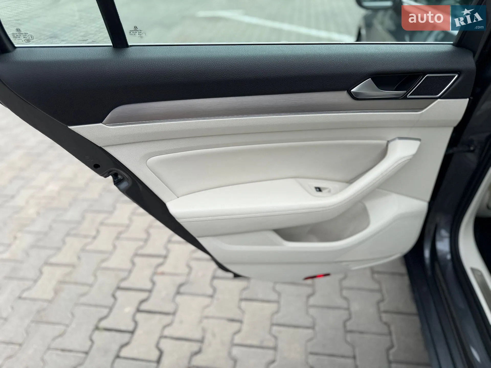 2017 Volkswagen Passat - мініатюра 38