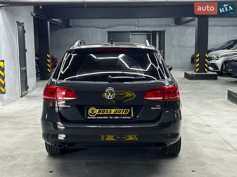 2011 Volkswagen Passat - мініатюра 8