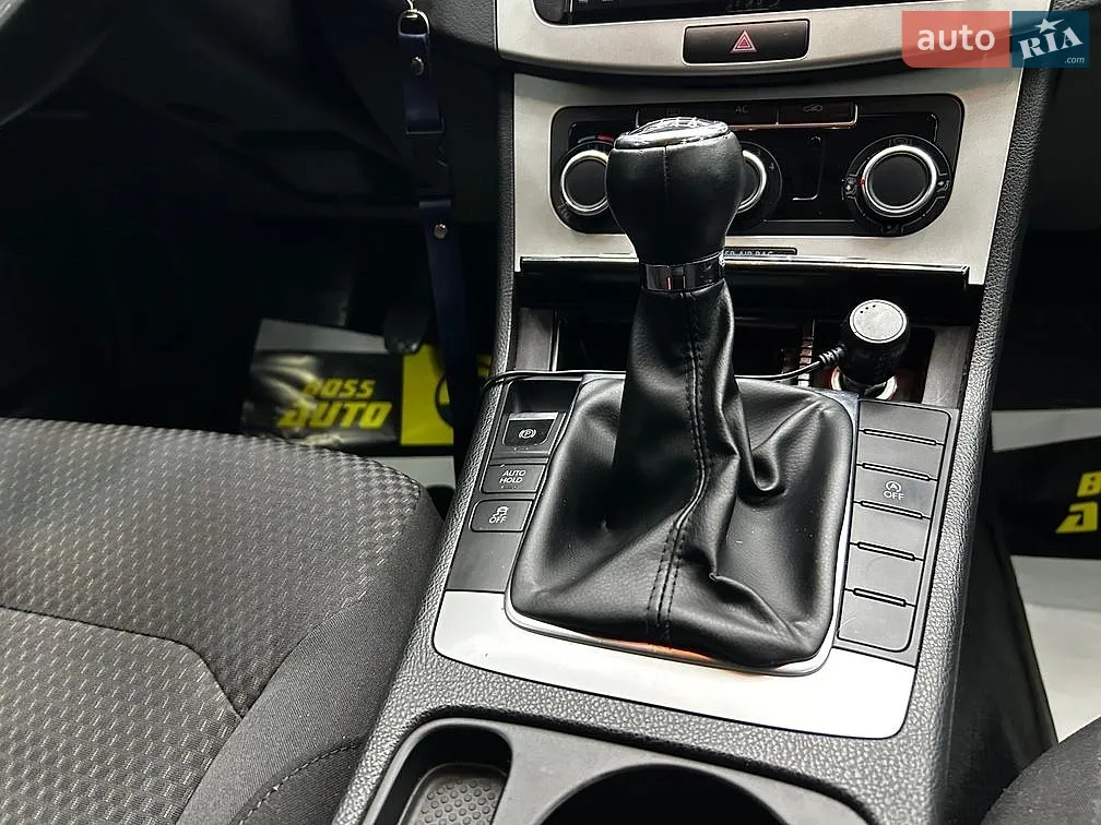 2011 Volkswagen Passat - мініатюра 21