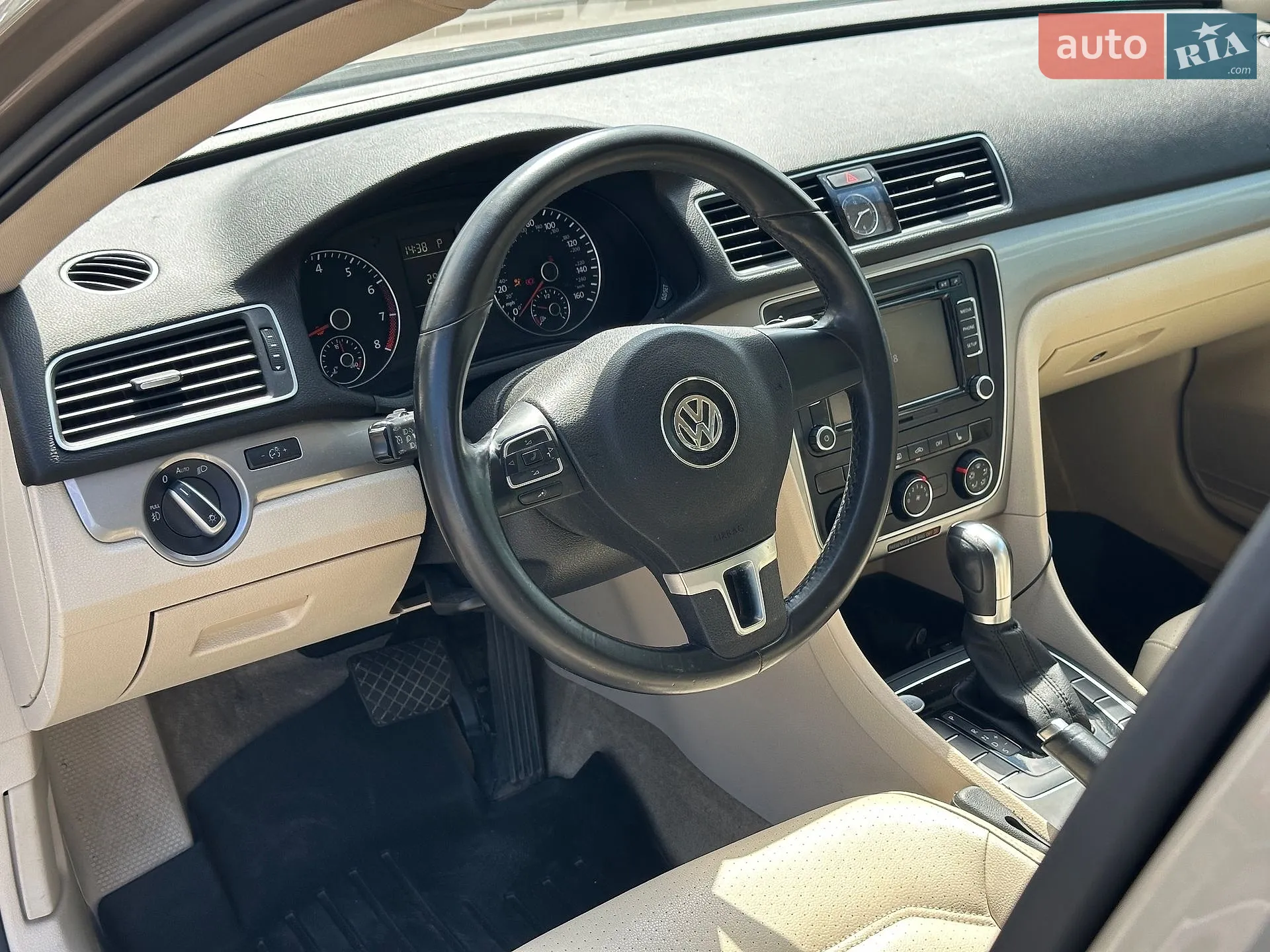 2015 Volkswagen Passat - мініатюра 13