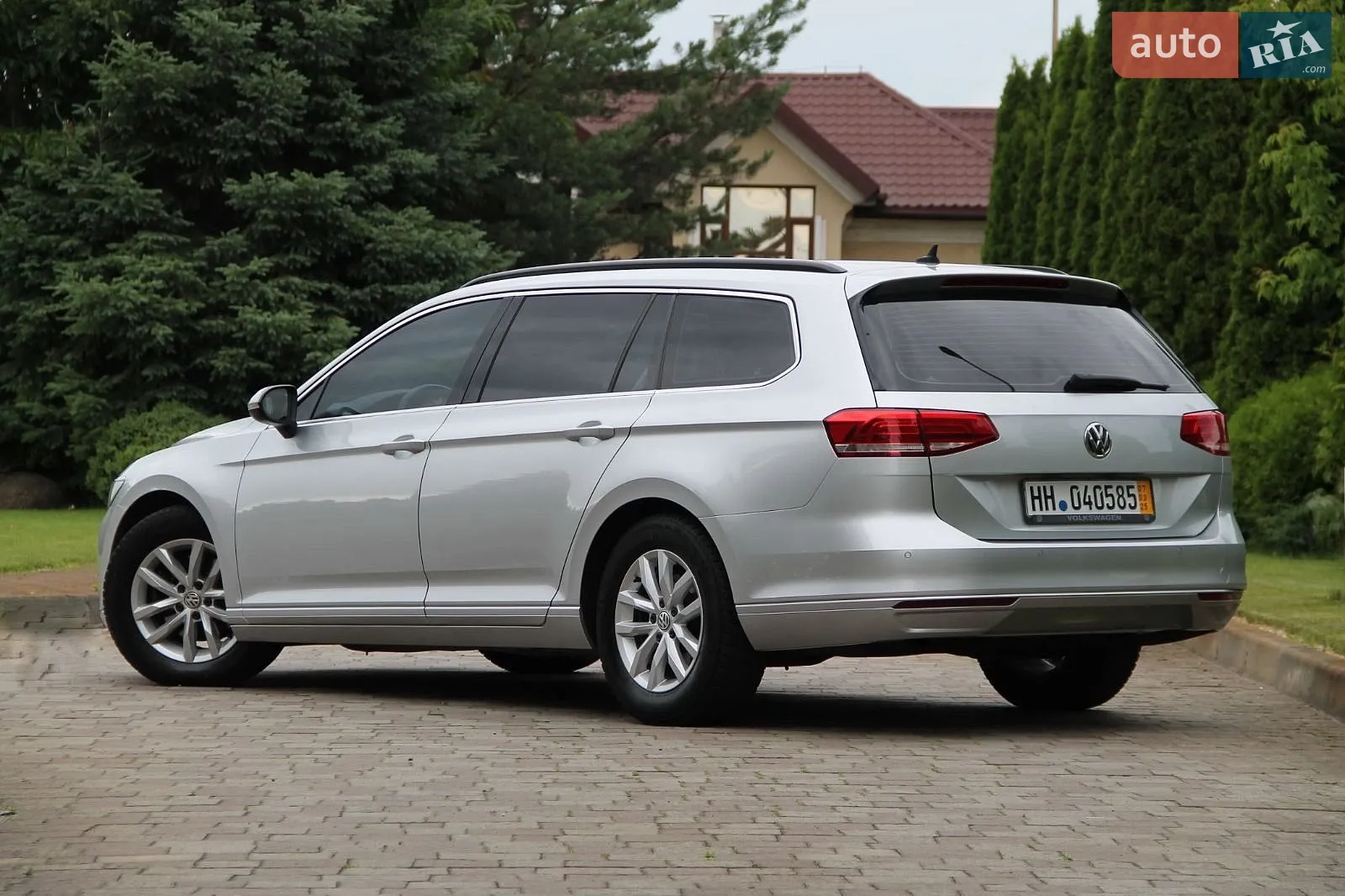 2016 Volkswagen Passat - мініатюра 8