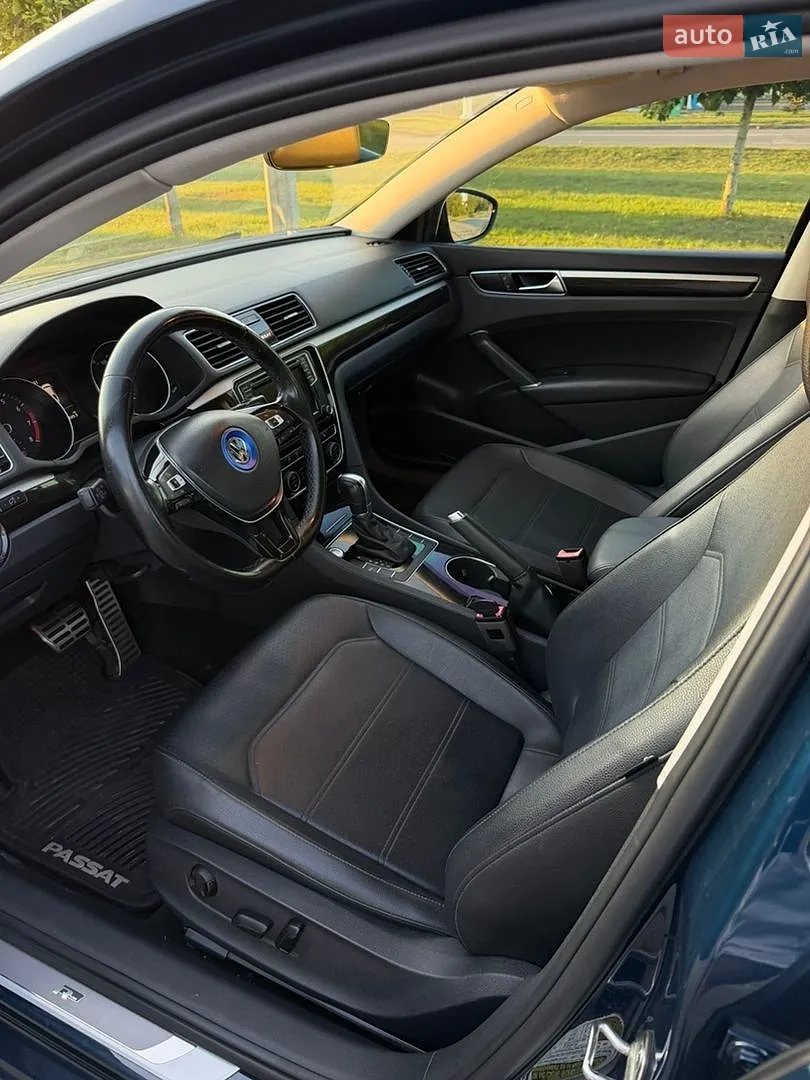 2018 Volkswagen Passat - мініатюра 36
