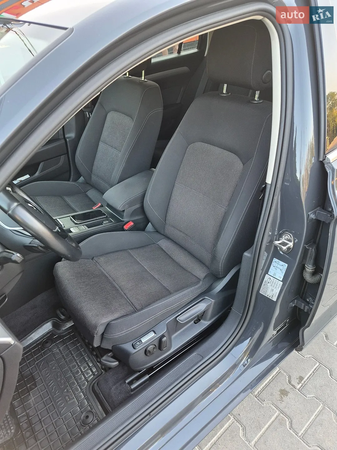 2017 Volkswagen Passat - мініатюра 7