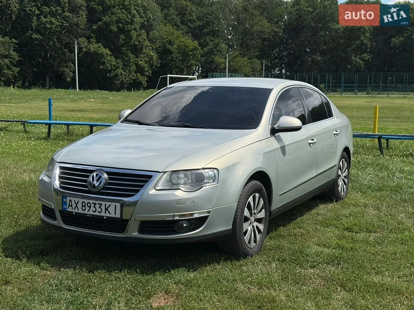 2010 Volkswagen Passat - фото 1