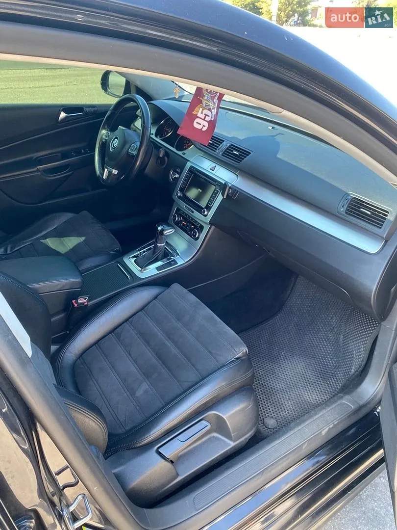 2010 Volkswagen Passat - мініатюра 41