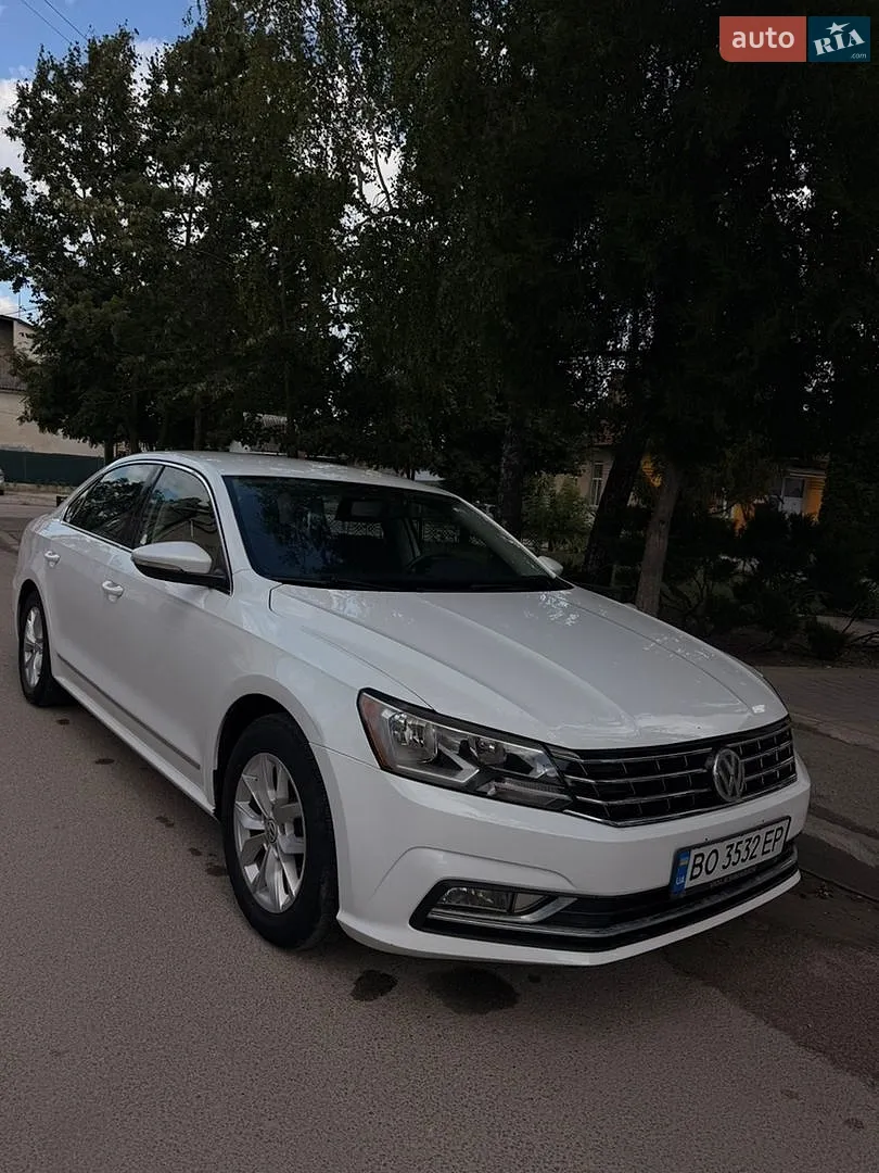 2016 Volkswagen Passat - фото 1
