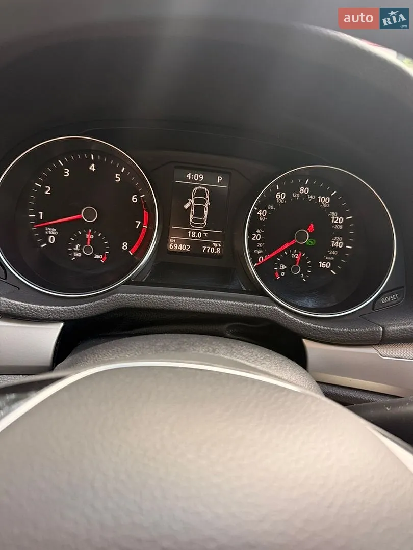 2016 Volkswagen Passat - мініатюра 10